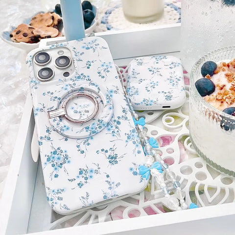 French Blue Floral Portable MagSafe Charger Power Pack