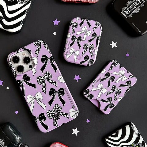 Beetlejuice Bows MagSafe Battery Power Pack